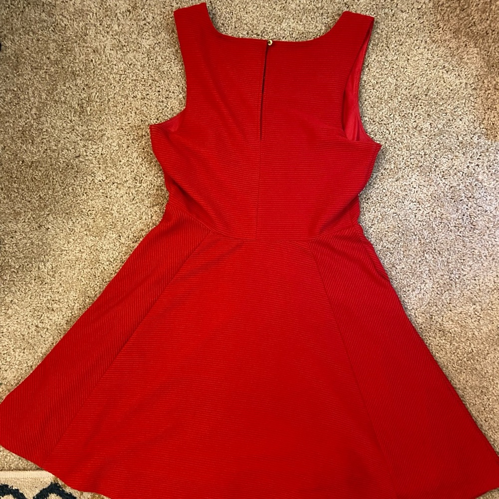 EXPRESS RED DRESS - Picture 2 of 5